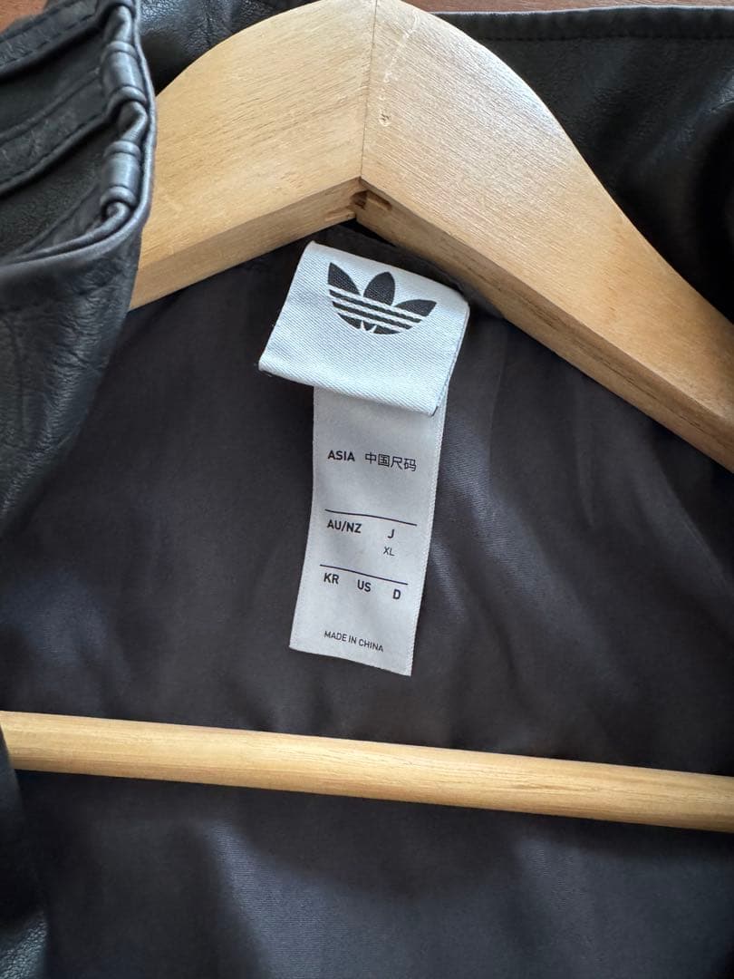 ジャケット・アウター adidas PLEATHER FIREBIRD OVERSIZED TRAC