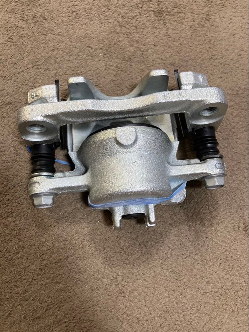 スズキ 純正 アルト 《 HA36S 》 右左フロントブレーキキャリパー