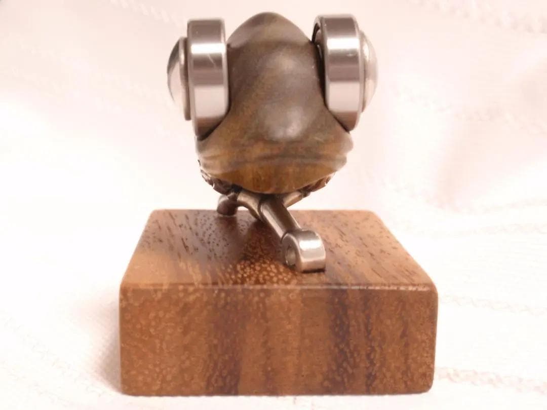 金木工房 カメレオン の 置き物 キーホルダー パロサント