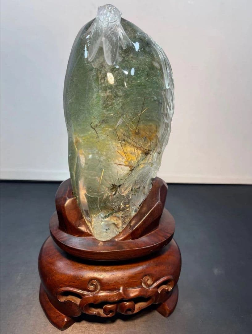 ガーデンルチルクラスター彫刻　蝉（セミ）