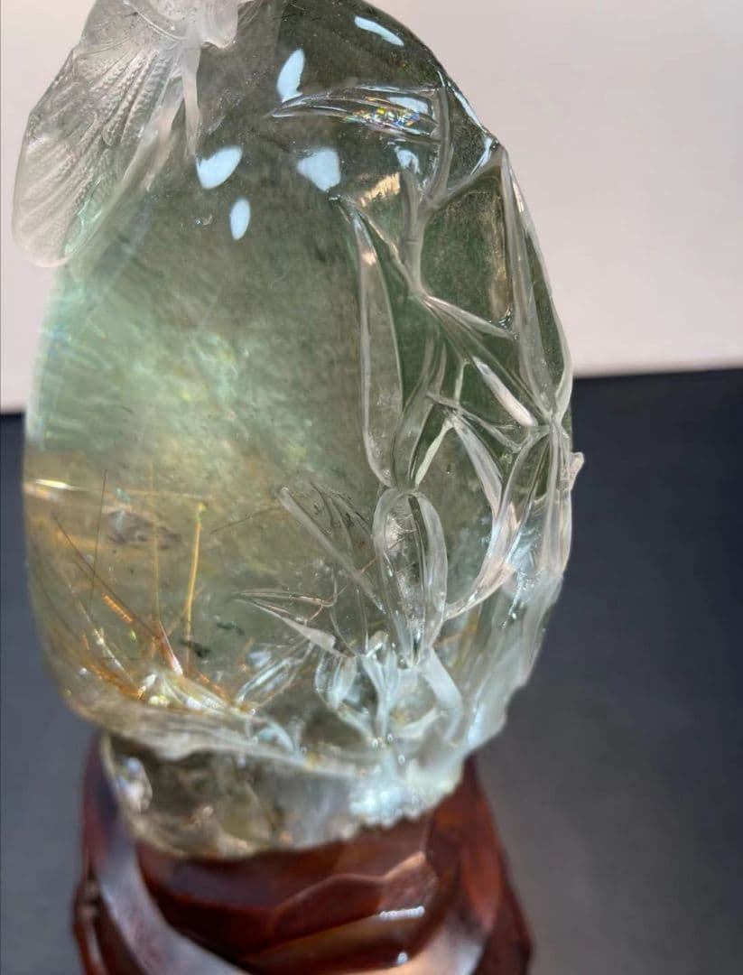 ガーデンルチルクラスター彫刻　蝉（セミ）