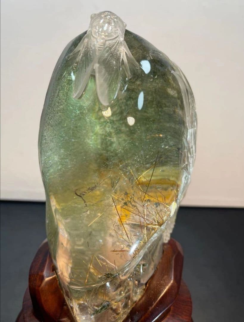 ガーデンルチルクラスター彫刻　蝉（セミ）