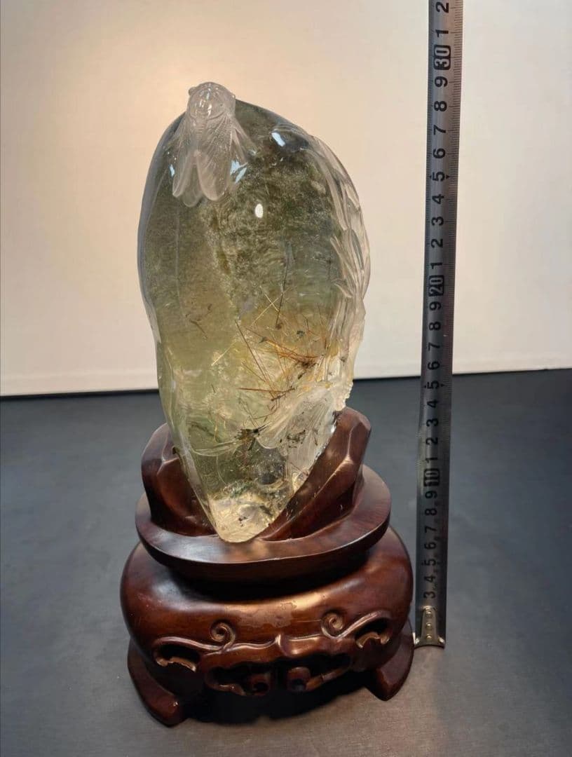 ガーデンルチルクラスター彫刻　蝉（セミ）