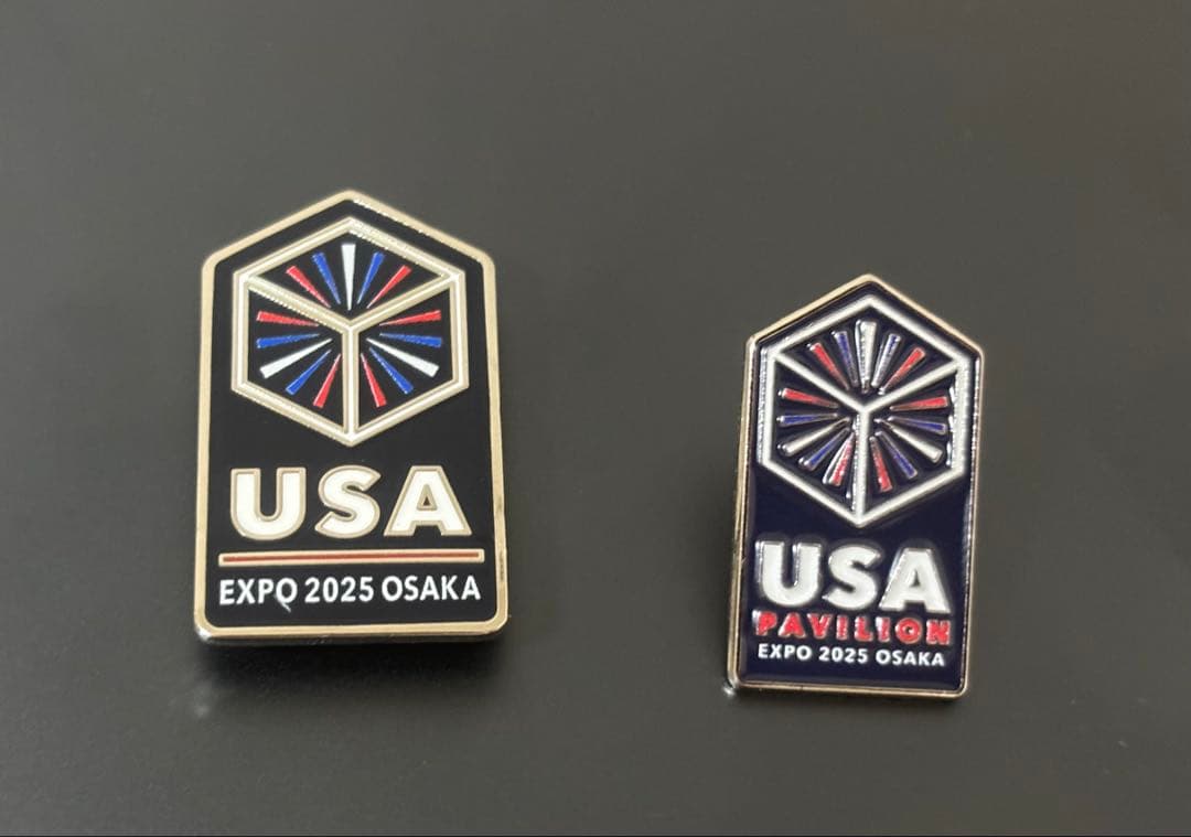 【非売品】大阪万博　アメリカパビリオン　ピンバッジ2つ
