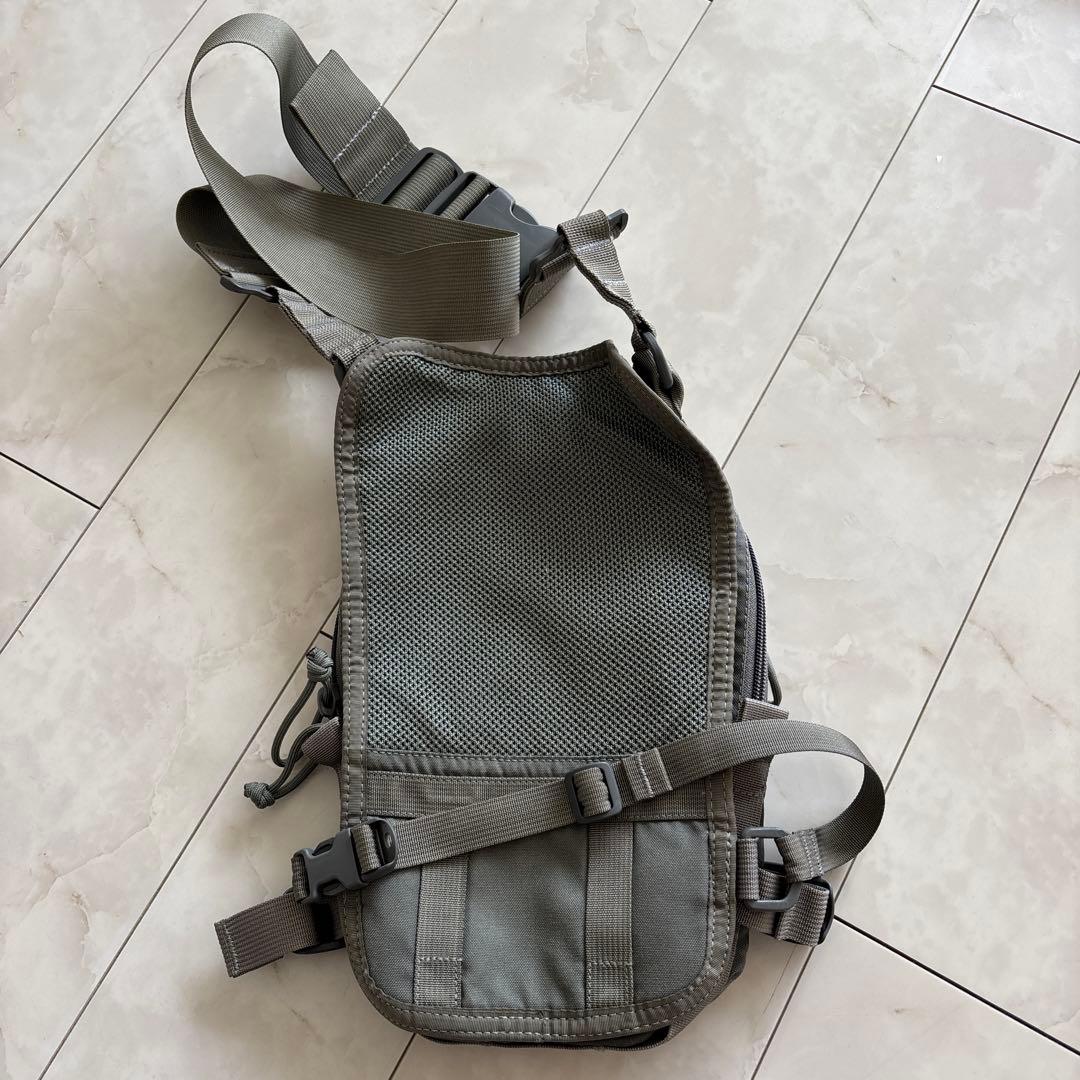 BRIEFING フライトライトドロップポーチ