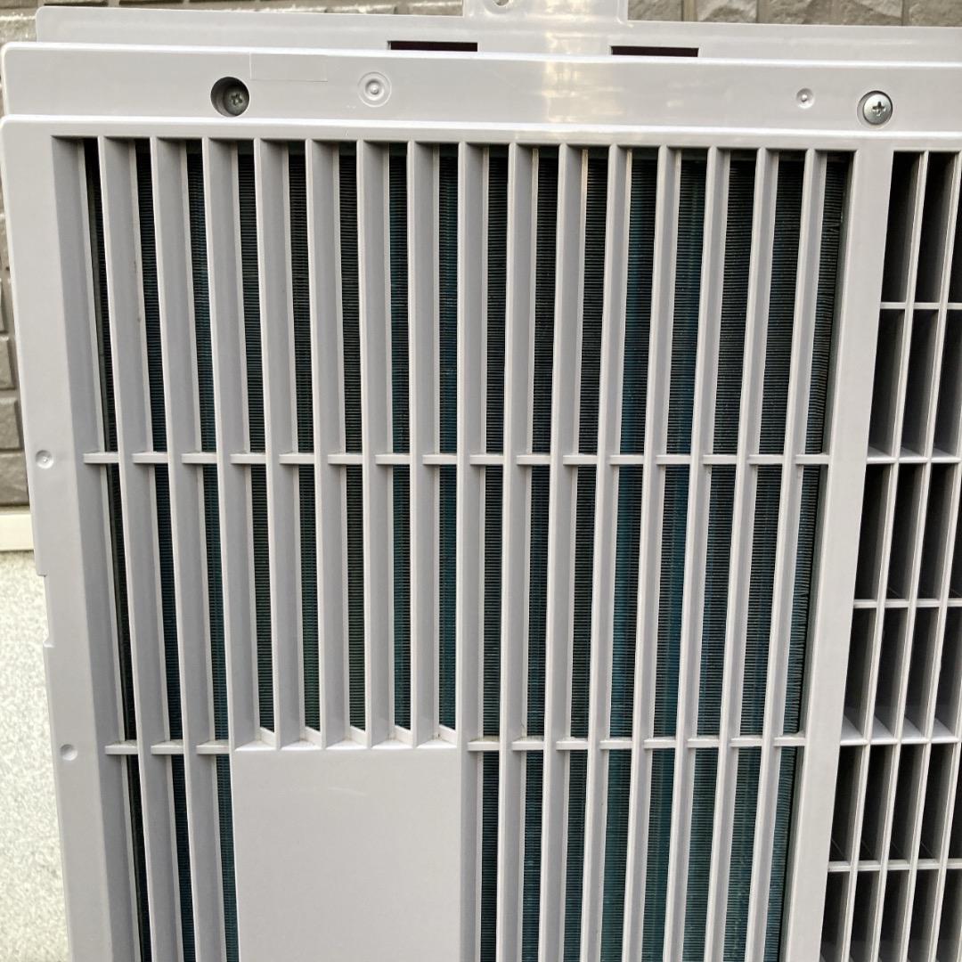 陽ママ様用たのめる便　TOYOTOMI 窓用エアコン ｜2022年製 綺麗