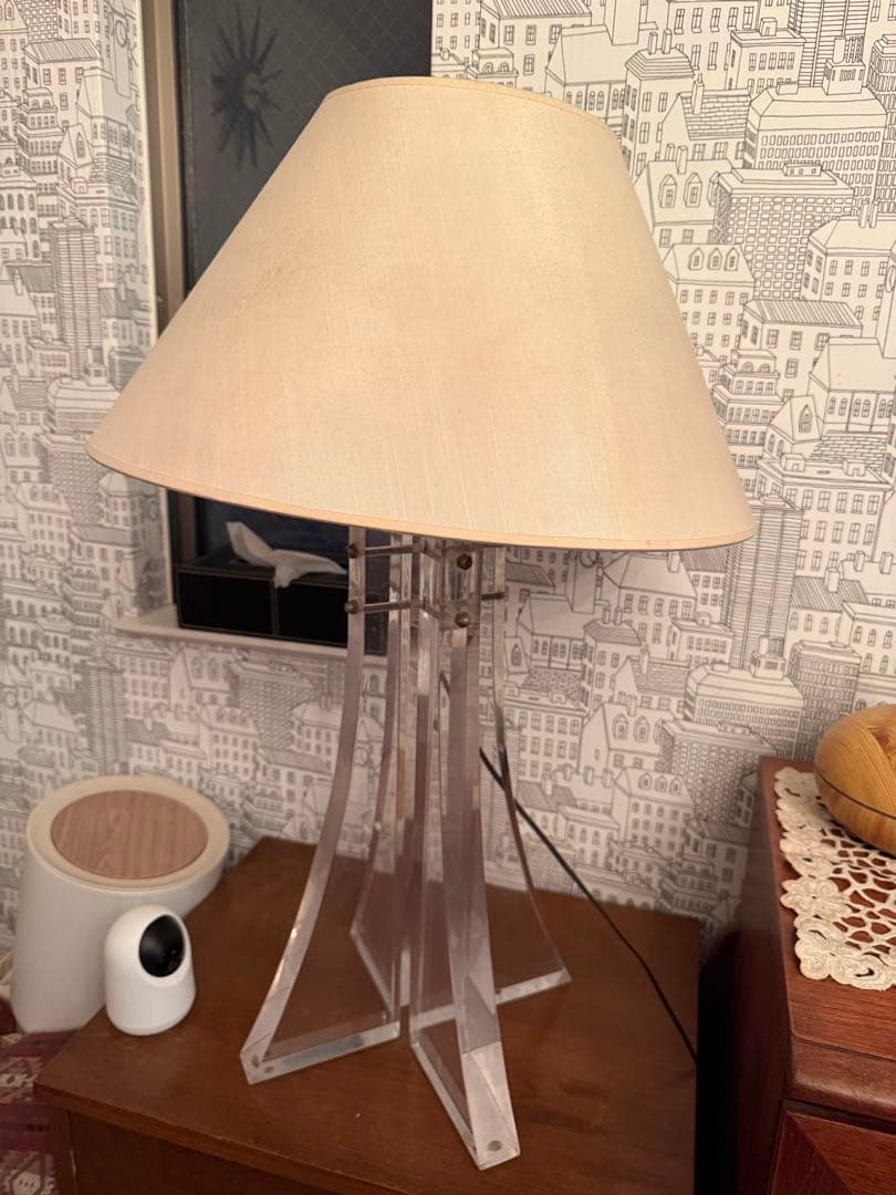 エッフェルタワー風アクリルフロアスタンド