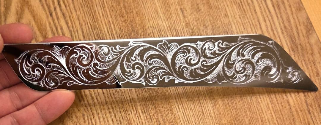 17スーパーグレート等ドアガーニッシュ無用ドアプロテクター 唐草模様　削込み加工