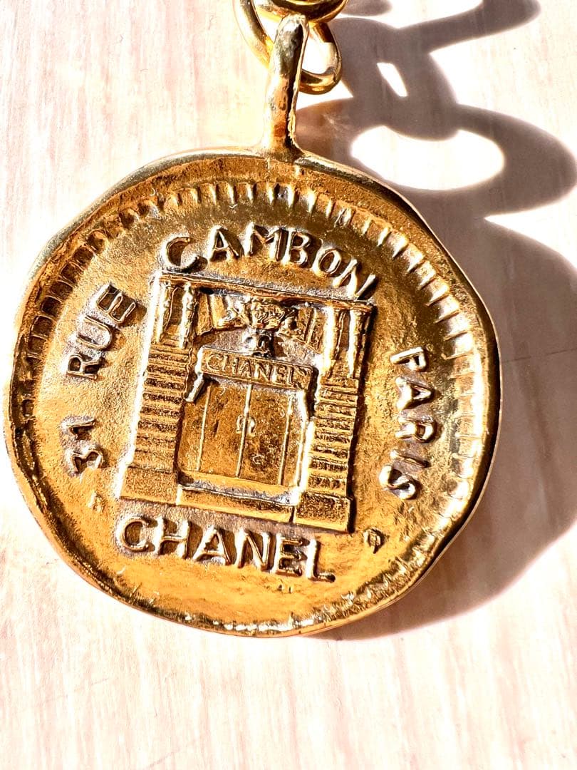 CHANEL カンボンメダルブレスレット ヴィンテージ ゴールド シャネル