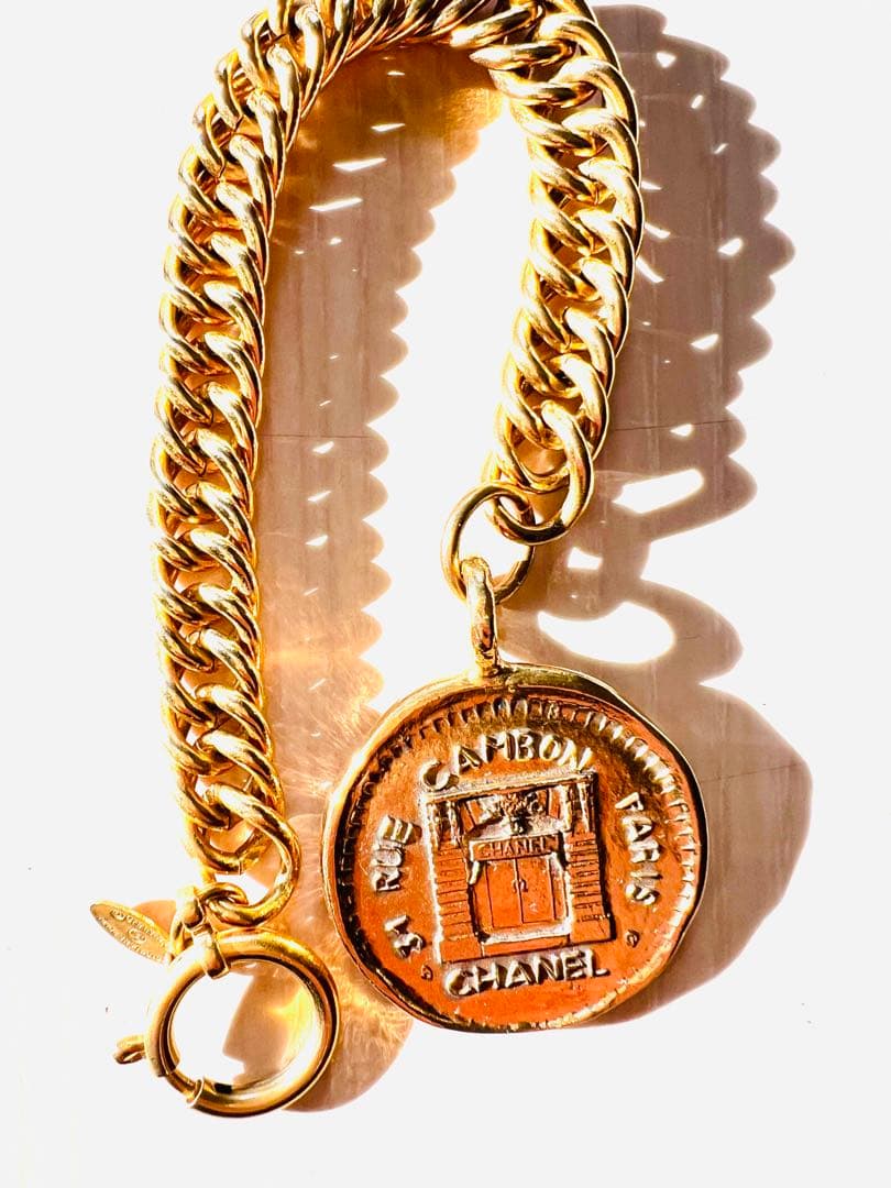CHANEL カンボンメダルブレスレット ヴィンテージ ゴールド シャネル