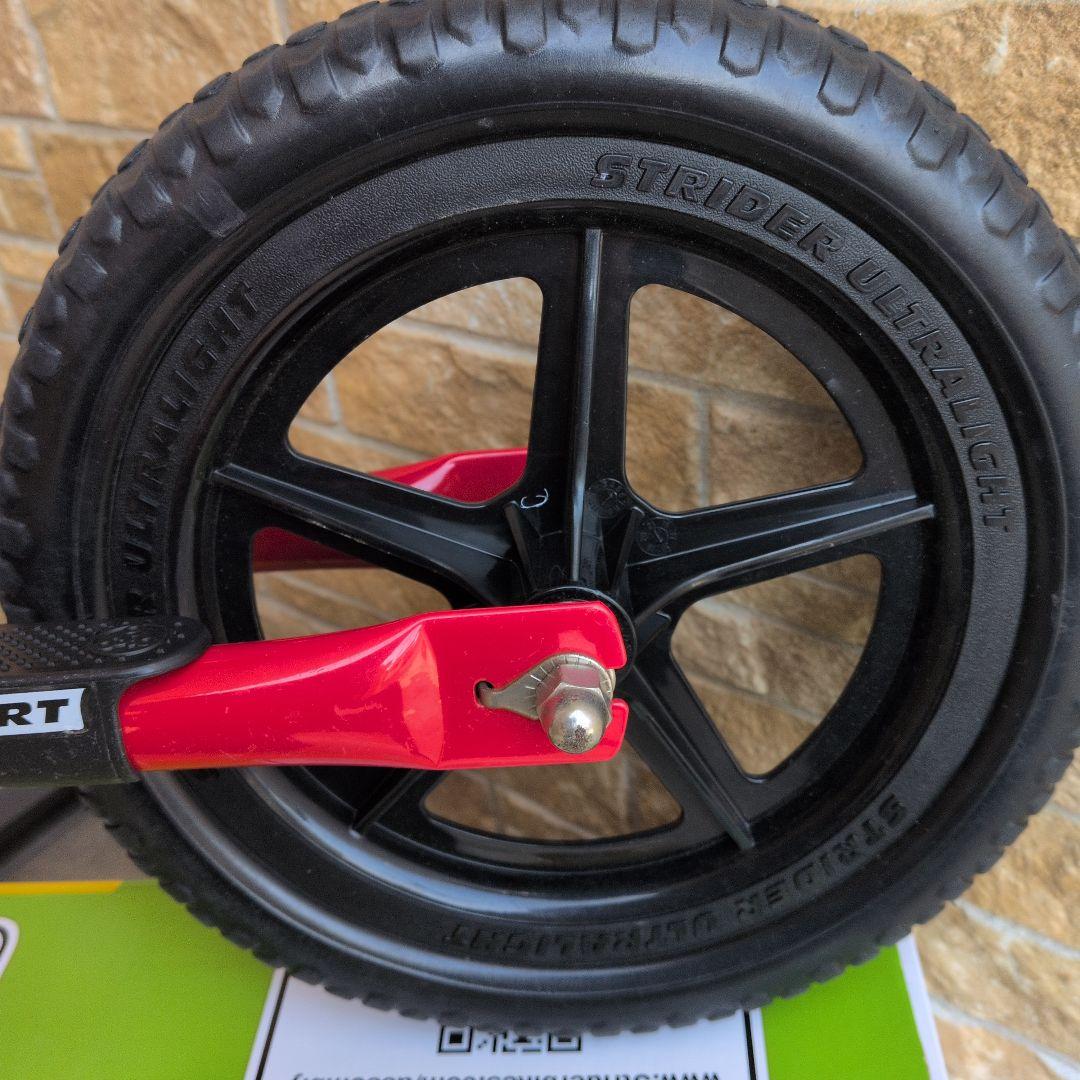 【プロテクター3点セット付】STRIDER ストライダー 12 Sport 赤