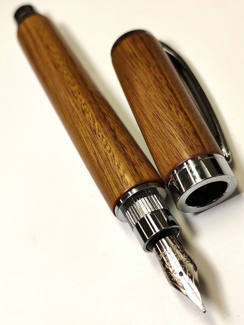 世界で一番硬い木【リグナムバイタ】グラデュエイト万年筆