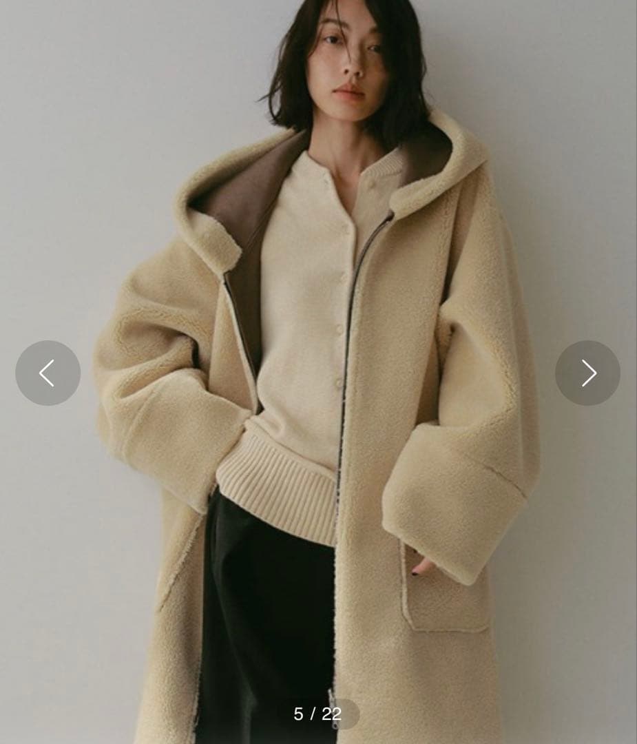 新品タグ付き46,200円ETRE TOKYOリバーシブルフーディーボアコート