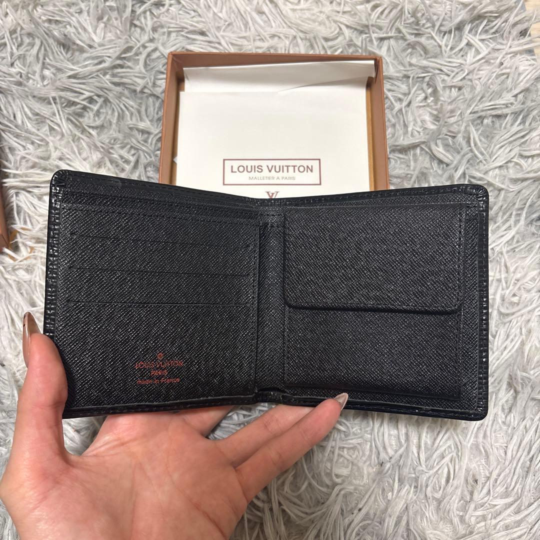 ルイヴィトン エピ ポルトフォイユ・マルコ 二つ折財布