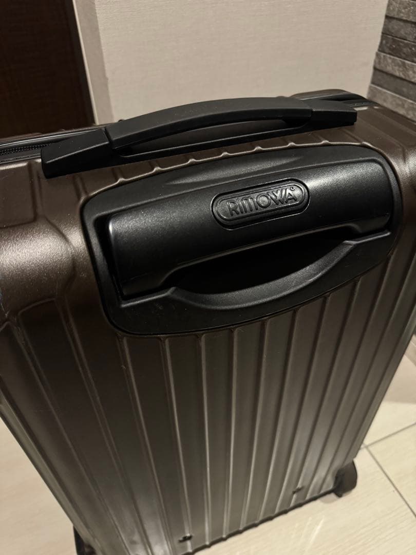 [1-3泊] リモワ サルサ 33L マットブロンズ 2輪　RIMOWA