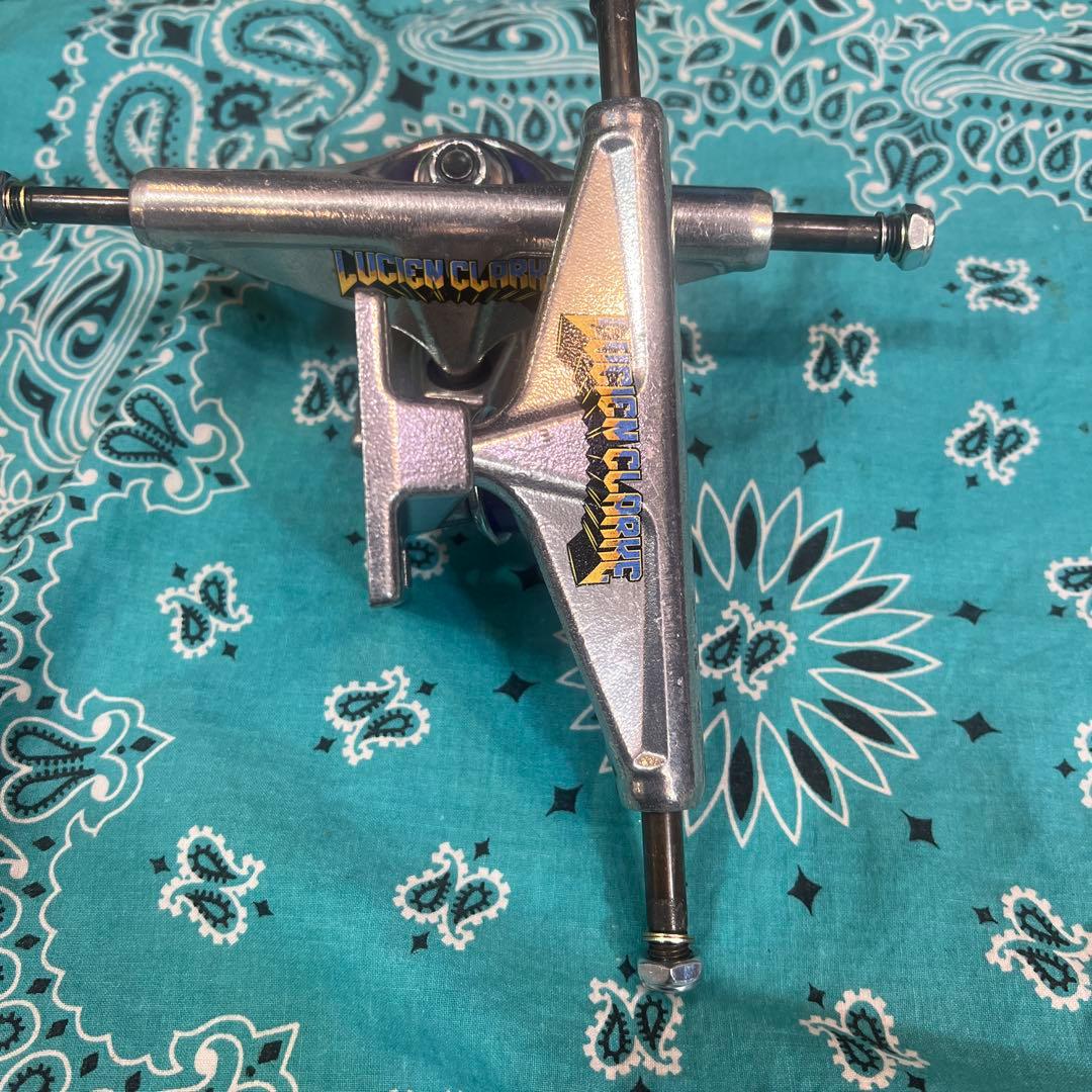 ベンチャートラック5.2HI スケートボードトラック プロモデル シルバー