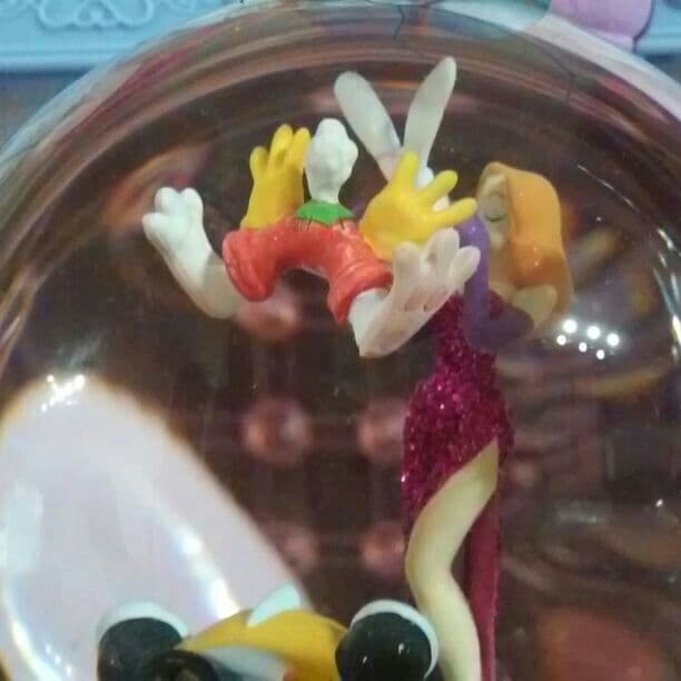 ロジャーラビツト★スノーグローブ