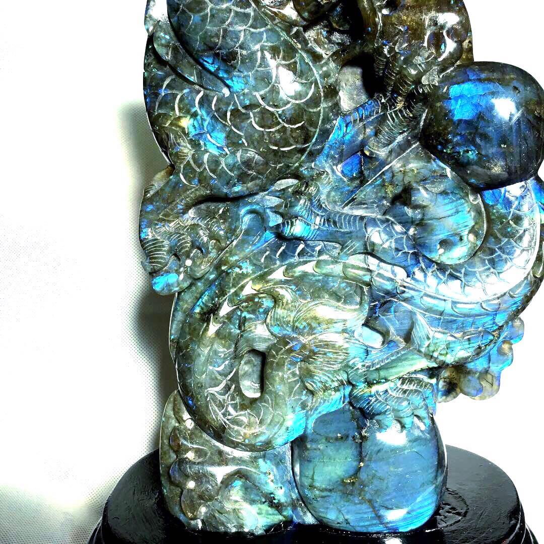 龍彫刻置物　縁起物　天然石　最高品質ラブラドライト　パワーストーン　1点限定
