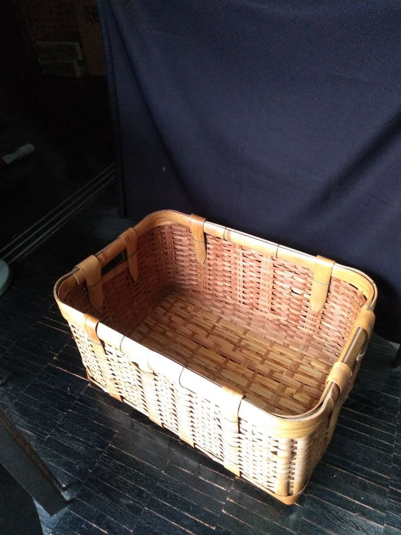 昭和レトロ　しっかり竹かご大型