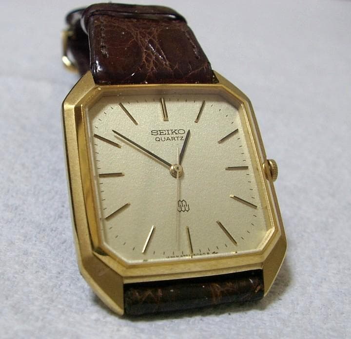 な*る様 【希少ヴィンテージ】SEIKO QUARTZ 9721-5040時計電