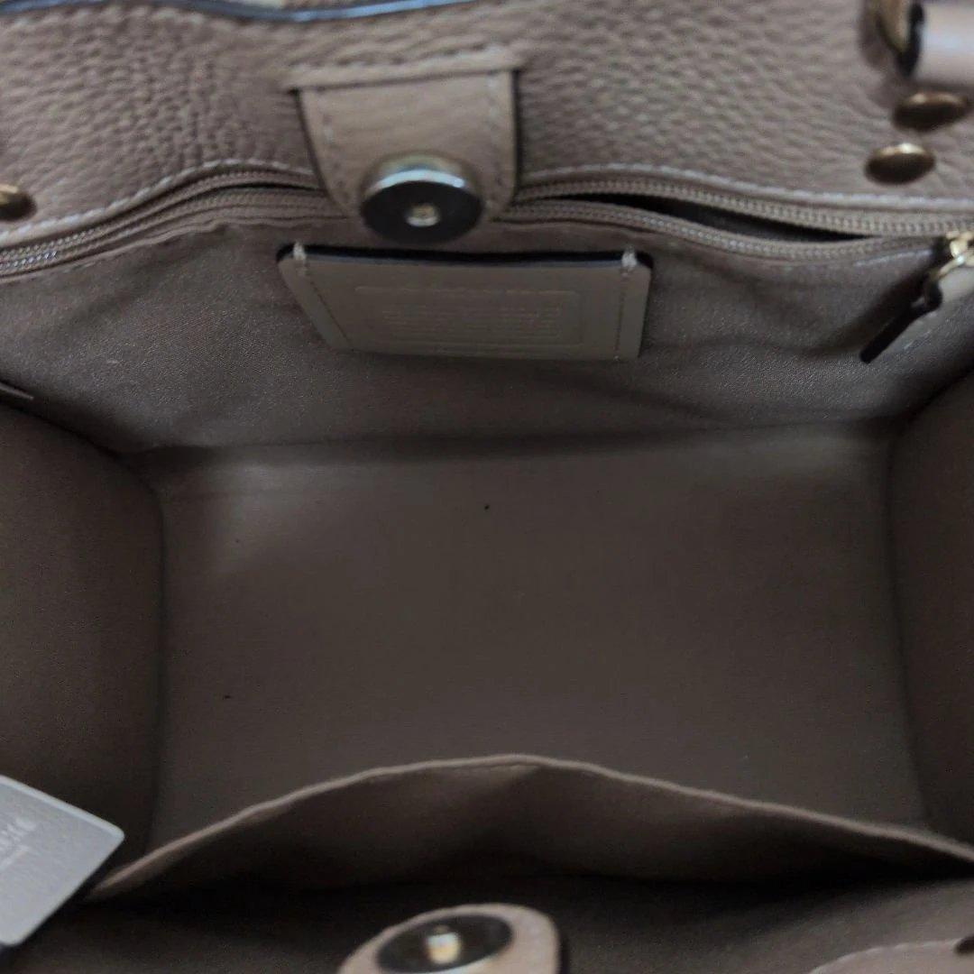 COACH ショルダーバッグ ベージュ/ホワイト