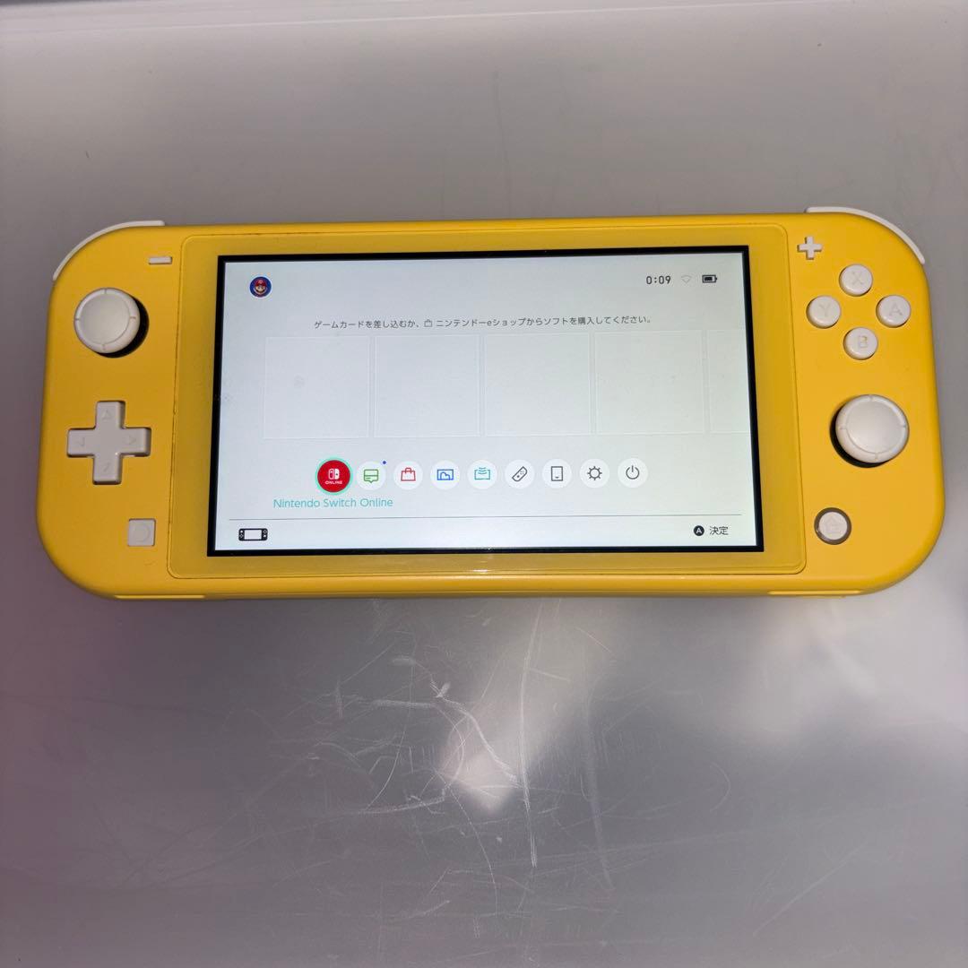 ニンテンドースイッチ　ライト　イエロー