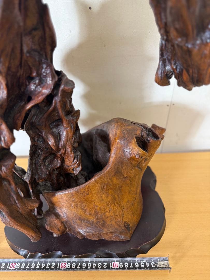 木製抽象彫刻 ダークブラウン