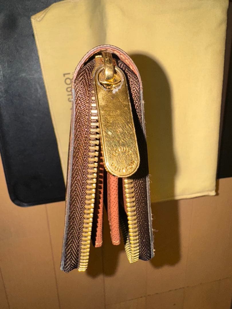 ルイヴィトン財布