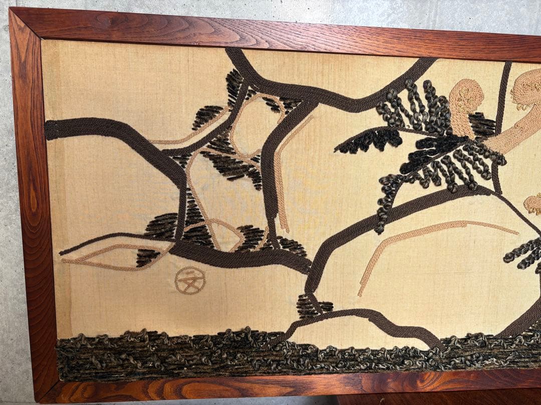 刺繍　デザイン的な屏風間仕切り191.5cm×44cm　パーテーション