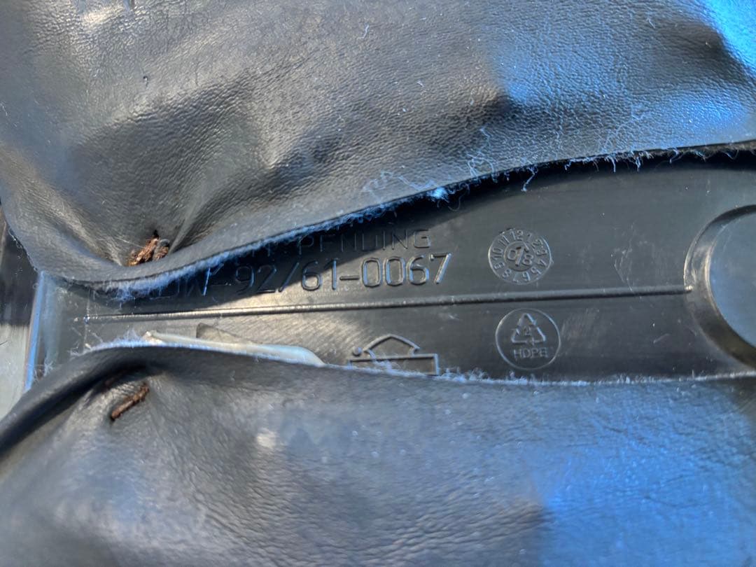 ハーレー　スポーツスター　XL883R 純正　シート