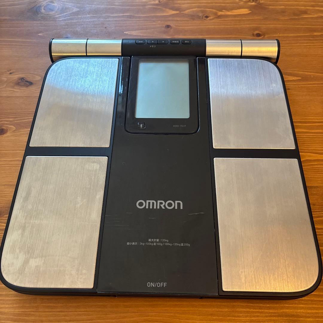 オムロン 体重体組成計 HBF-702T Karada Scan