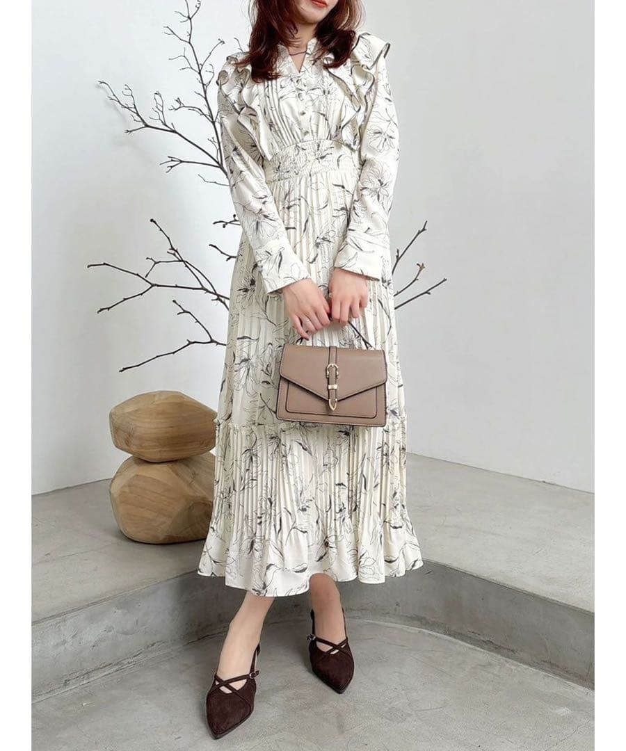 dazzlin ダブルフリルフラワープリーツワンピース アイボリー