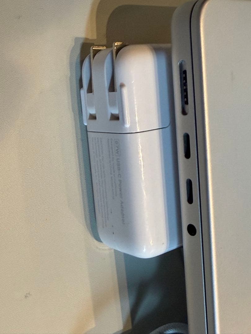 めんまMacBook Pro 14“ M1 Max 64GB US