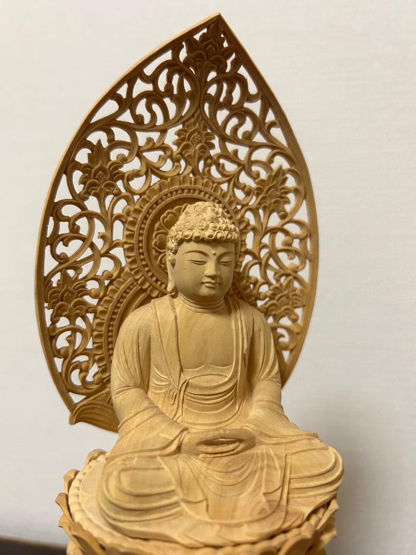 釈迦如来　木製仏像　柘植　訳あり品