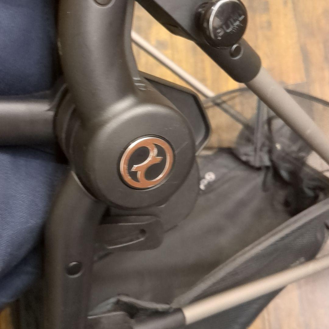 cybex サイベックス メリオ ネイビー