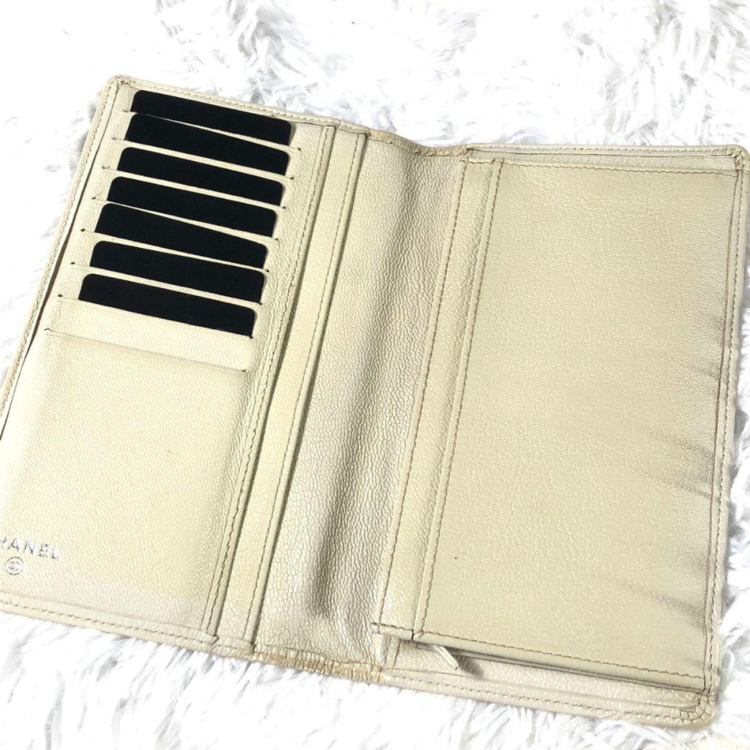 シャネル　CHANEL　ココマーク　レザー　メンズ　長財布　白　ビンテージ