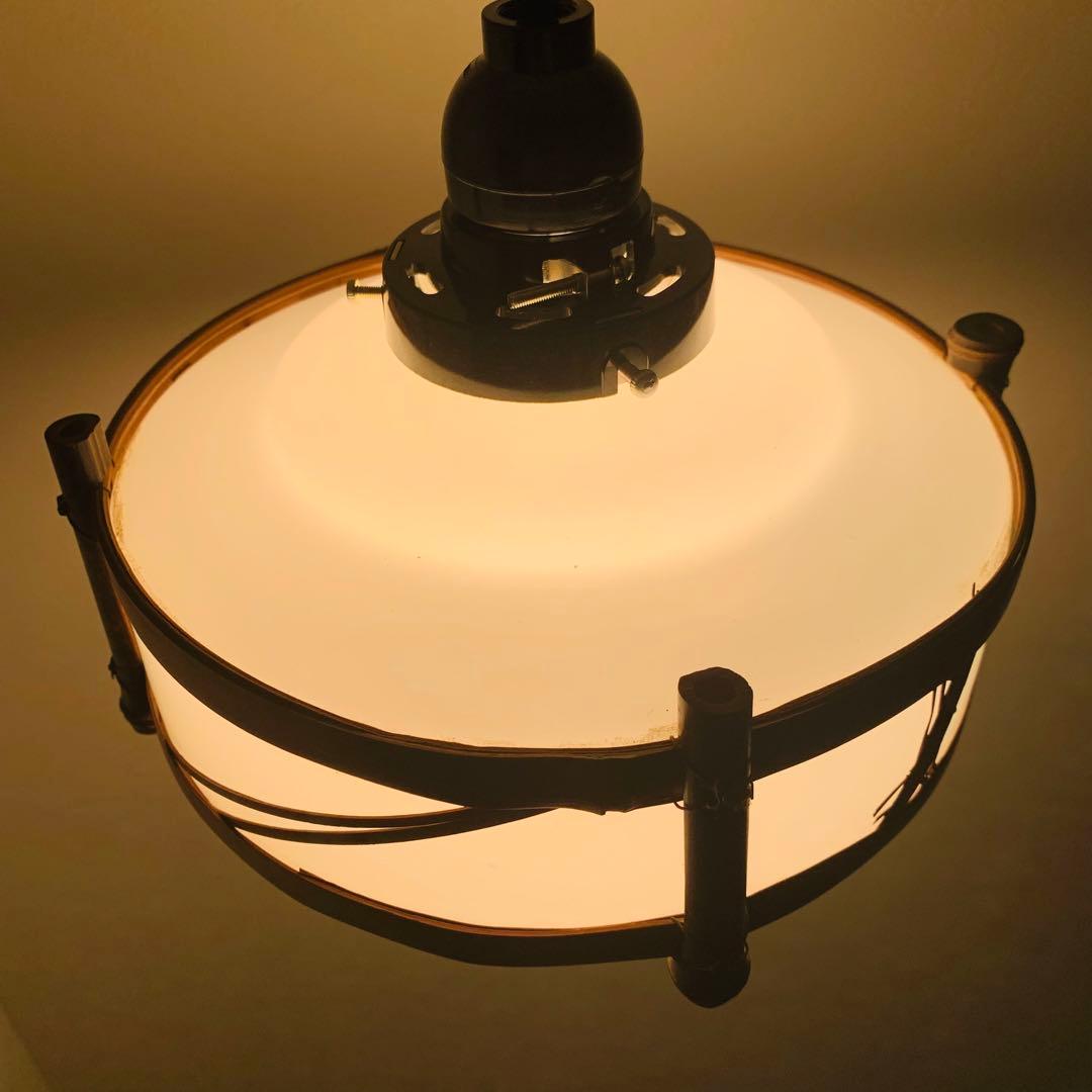 昭和レトロ 電笠 電傘 ガラスシェード 竹枠 竹細工 ペンダントライト 乳白色