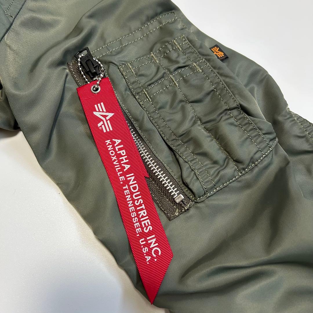 ALPHAINDUSTRIES × URBANRESEARCHiD MA-1