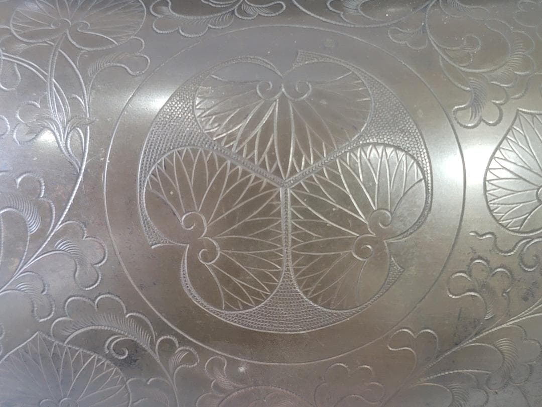 DT715 茶道具 三つ葉葵 徳川紋 刻 銅 風炉 時代物