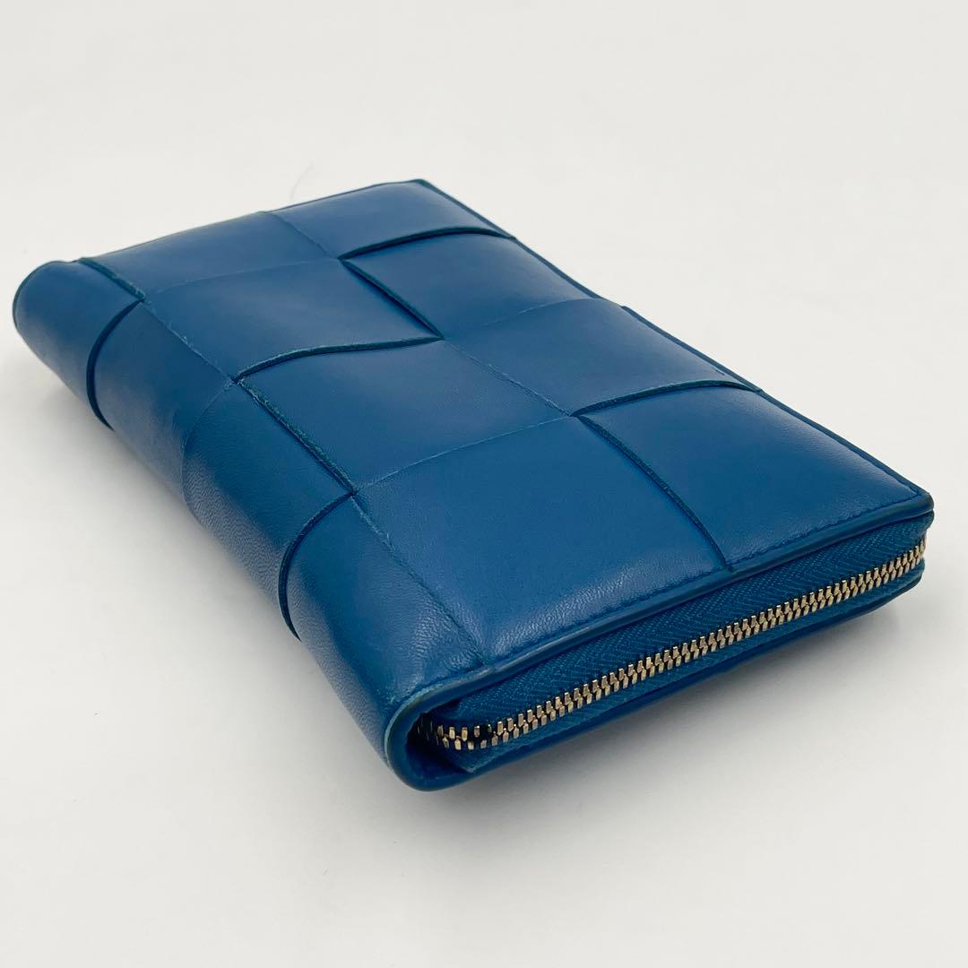 定価14.8万・極美品ボッテガ ヴェネタ カセット ラウンドジップ 長財布ブルー