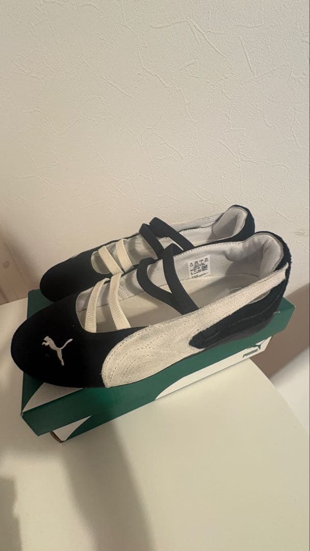 Puma バレエシューズ 23.5センチ　箱付き