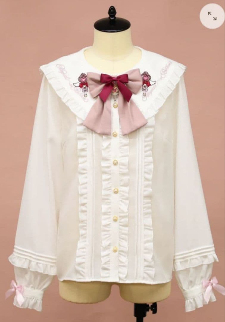 アマベル、Magical Ribbonフリルスカート