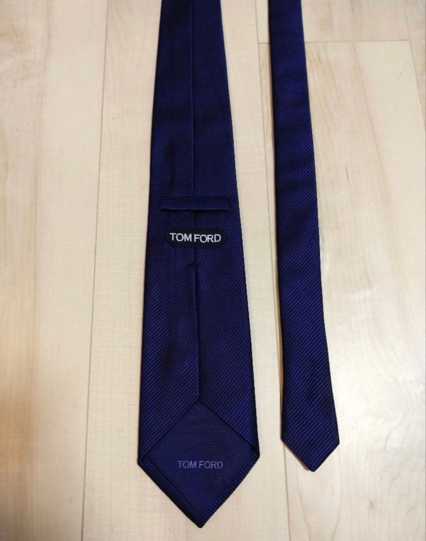 TOM FORD　トムフォード　ネクタイ