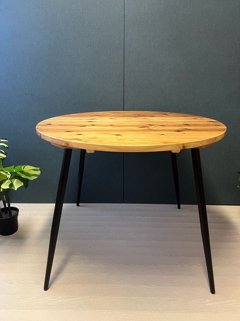 【送料無料】 テーブル 丸形 90cm 杉 Nt アイアン製ボルト連結脚