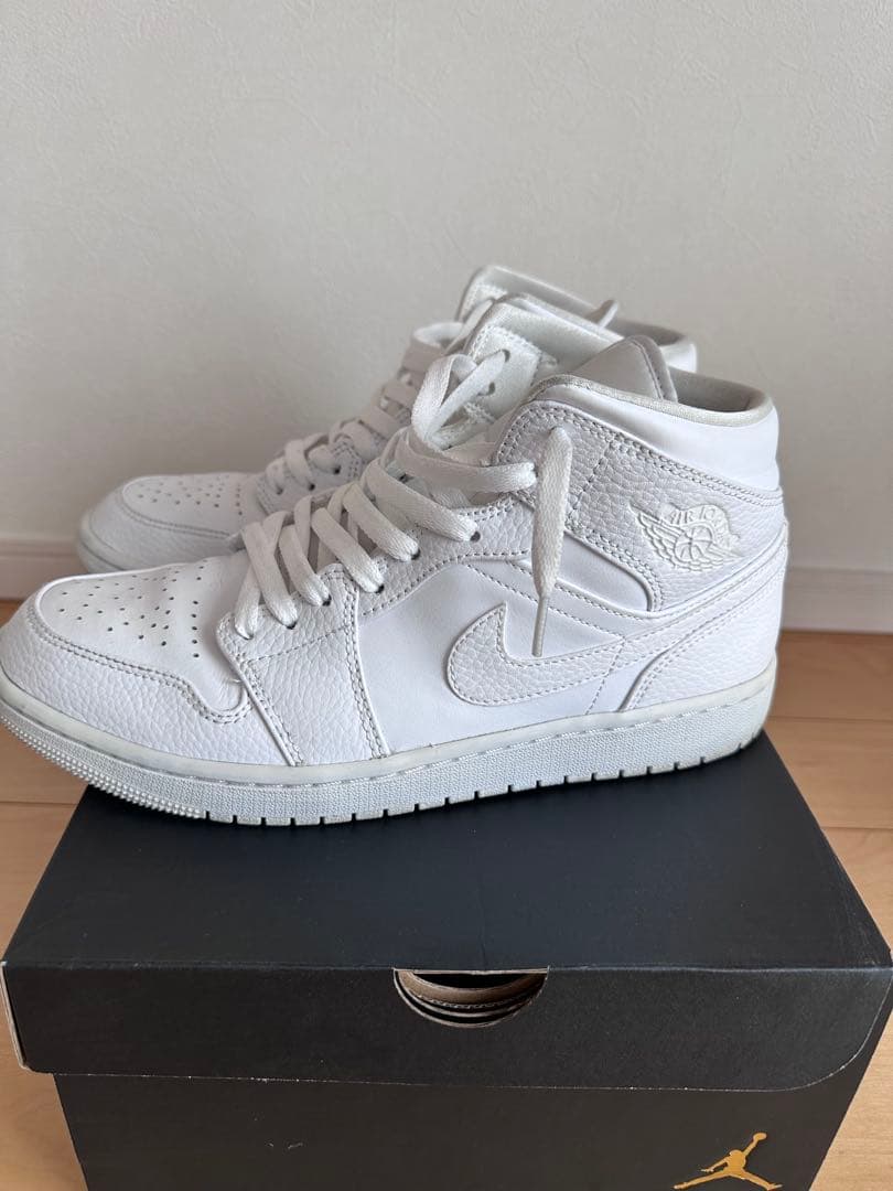 Nike Air Jordan 1 Mid ホワイト