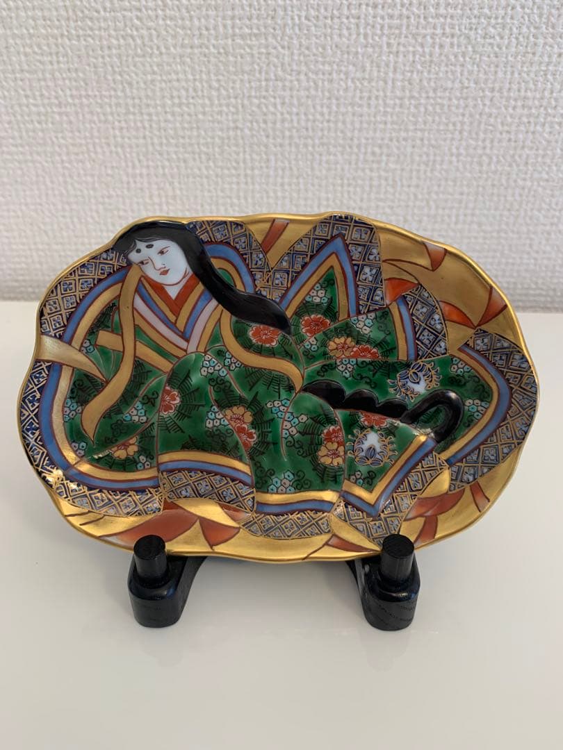 古伊万里写姫形皿　（源右衛門窯作）皿立付き
