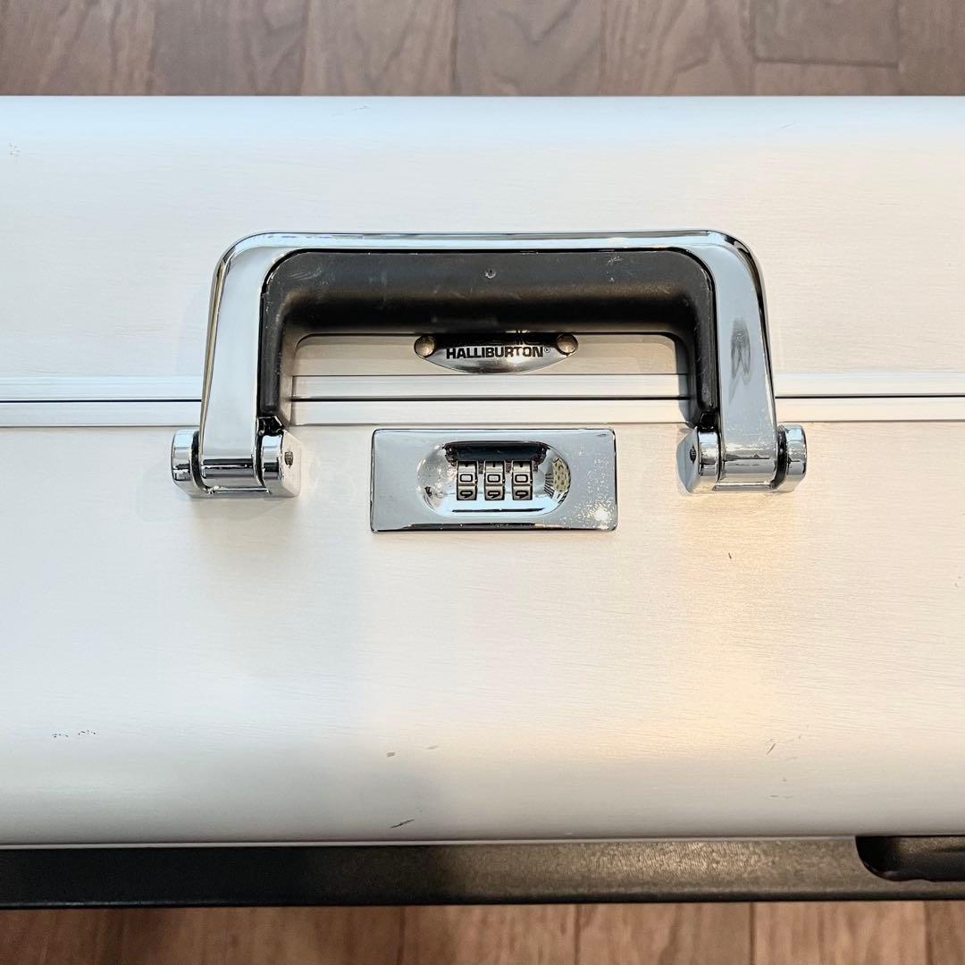 ゼロハリバートン アルミキャリーケース/アメリカNY購入ミドル2輪スライドレバー