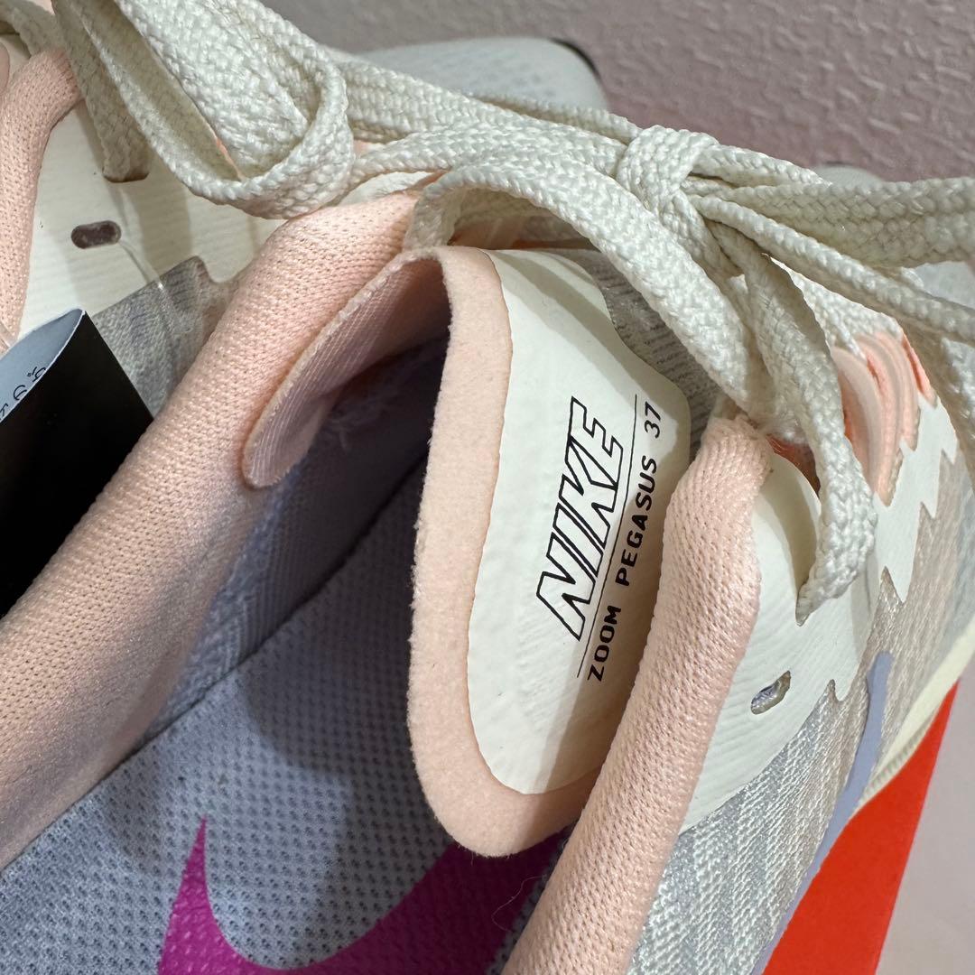 靴 Nike Air Zoom Pegasus 37 'Pale Ivory' 24