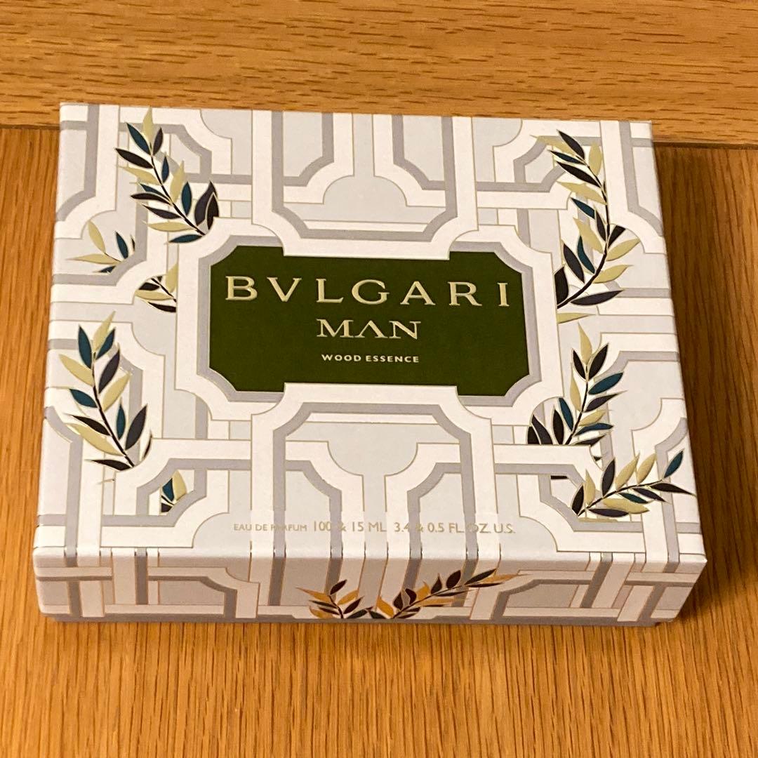 ブルガリ マン ウッド エッセンス コフレ