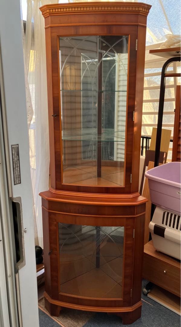 コーナーキャビネット　棚　ケース